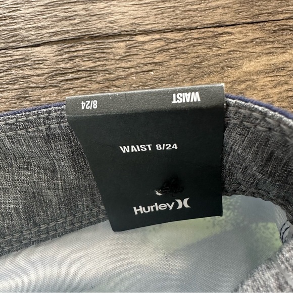 NWT Hurley Boys 8 / 24 waist Obsidian check print board shorts Swimwear New - Picture 4 of 5